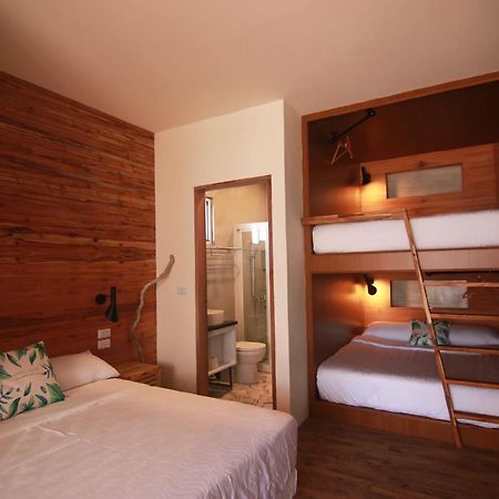 Slow Island Hostel Грин-Айленд Экстерьер фото